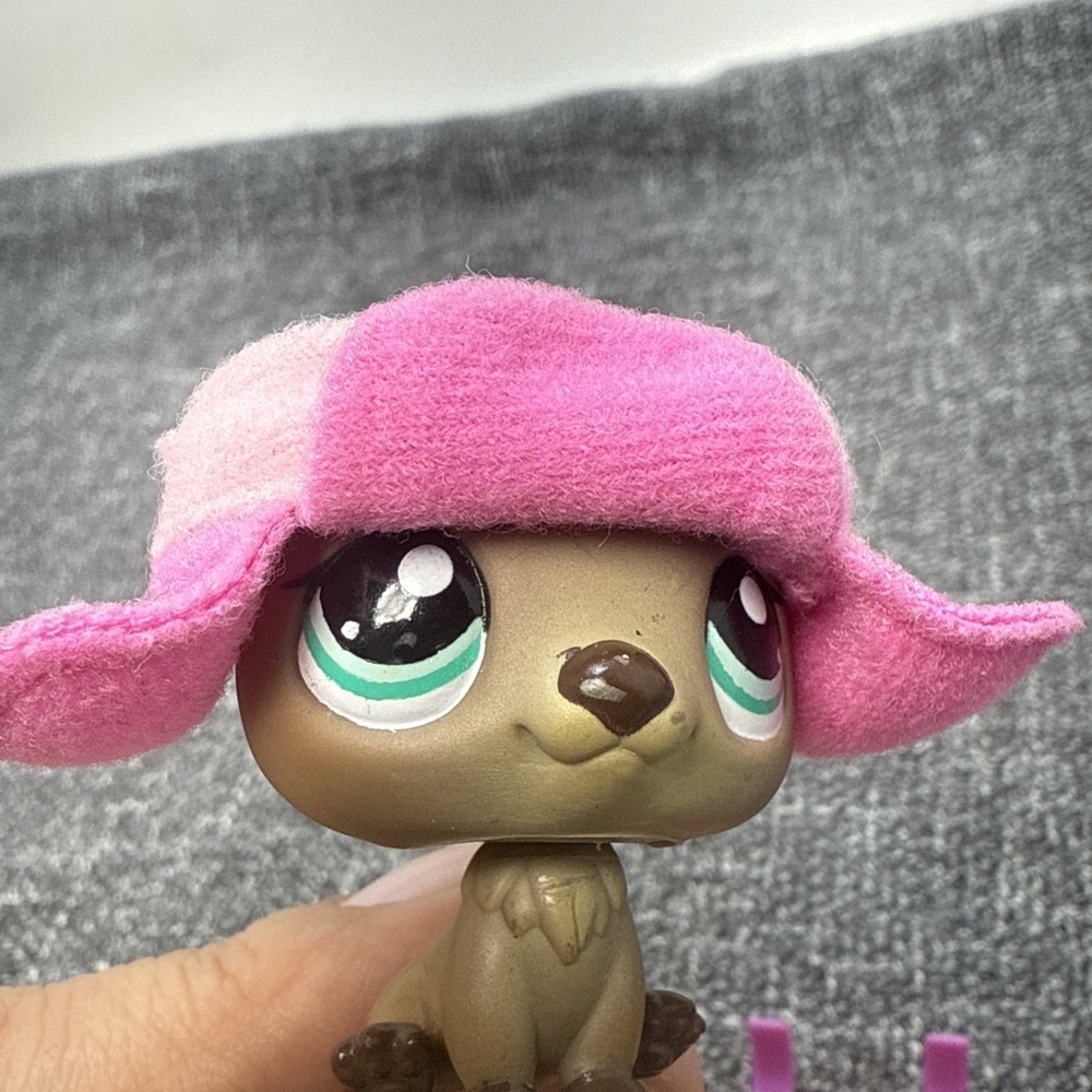 Littlest Pet Shop LPS #1609 Sea Otter Special Edition Pet RARE With Hat and Sled - Picture 3 of 15